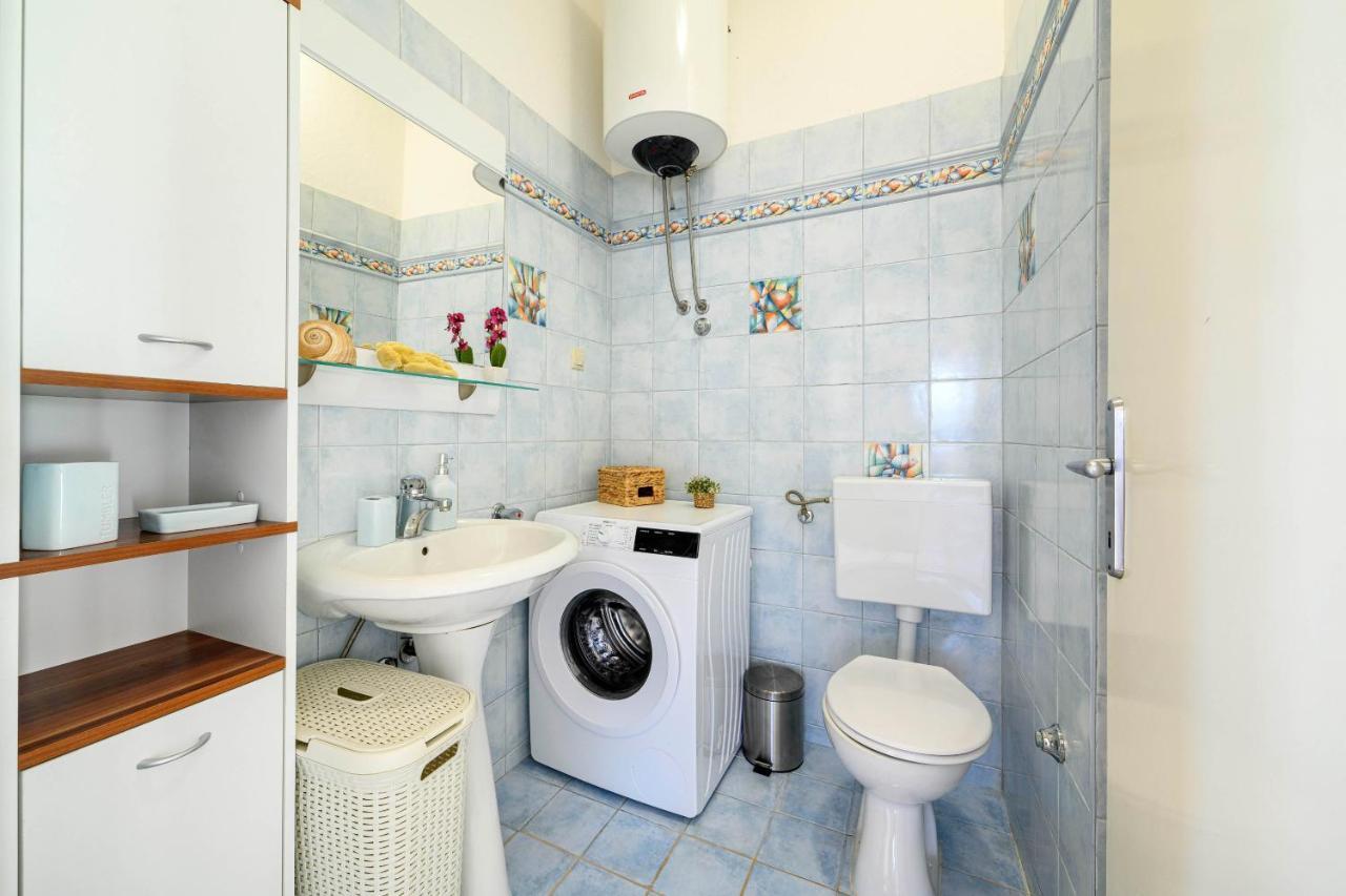 Apartment Busac Zaboric Exterior photo